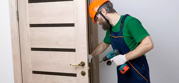 Replace Internal Door Handle with Lock Carbondale